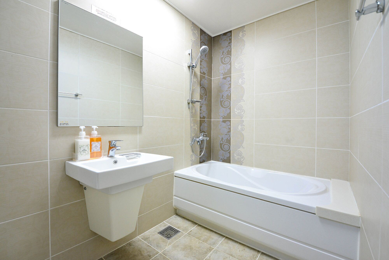 Bathroom 4, Jeju Resort, Jeju