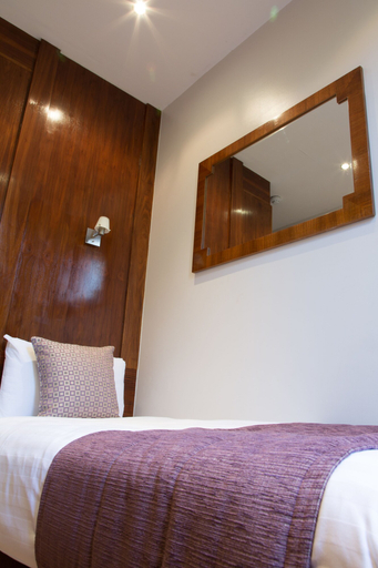 Bedroom 3, Garden View Hotel, London