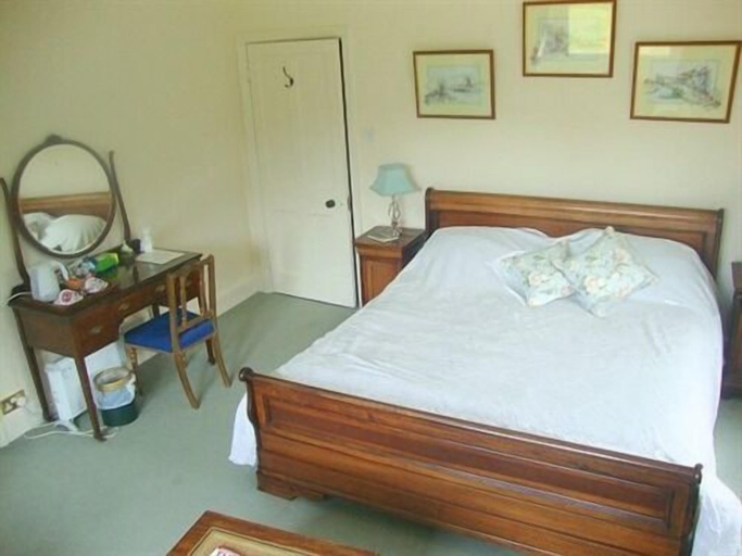Bedroom 3, Burcombe Manor, Wiltshire
