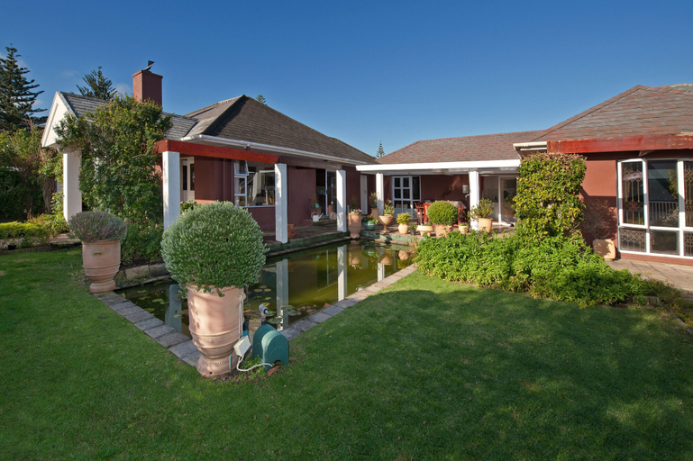 Exterior & Views 2, Brown Jug Guest House, Overberg