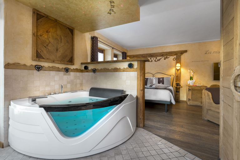 Bathroom 4, Locanda Bellevue, Aosta