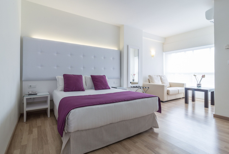 Bedroom 3, Hotel Albahia, Alicante