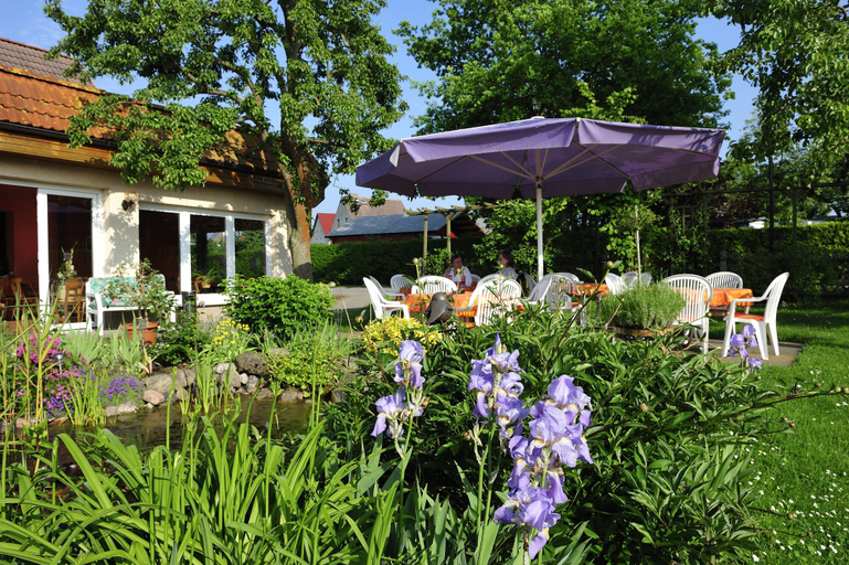 Exterior & Views 2, Gasthaus Zum Rethberg, Nordwestmecklenburg