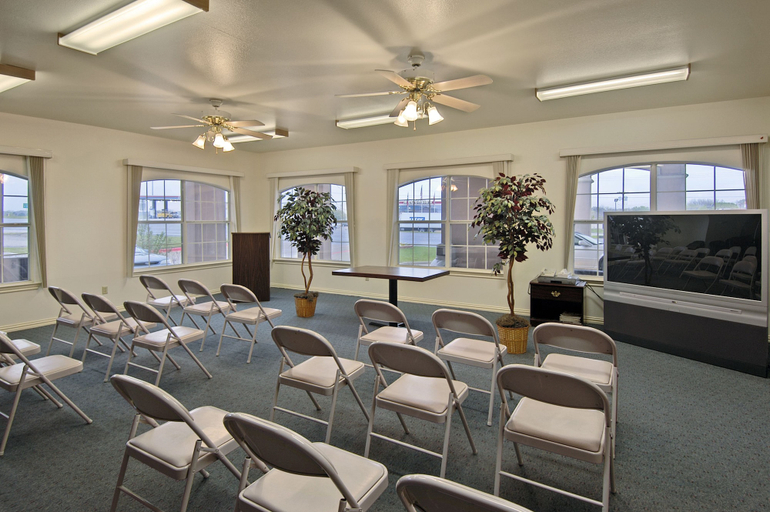 Business Facilities, Quality Inn & Suites Greenville, Hunt