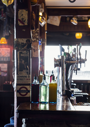 Food & Drinks 4, Maddens Bridge Bar & Guesthouse