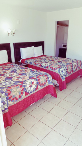 Bedroom 2, Anchor Motel & RV Park, Brazoria