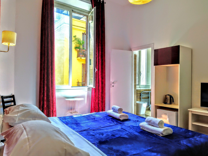 Bedroom 2, NIK King Rooms, Rome