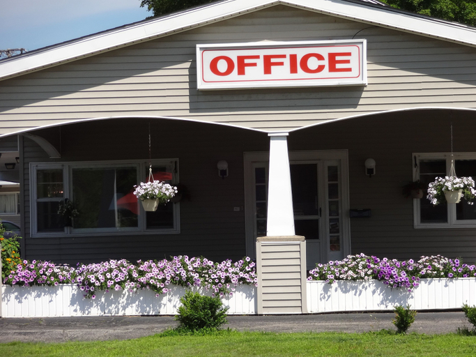 Exterior & Views 2, Gorham Motor Inn, Coos