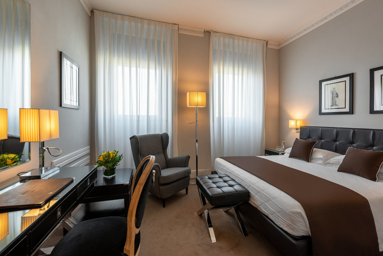 Bedroom 3, Hotel Roma, Florence