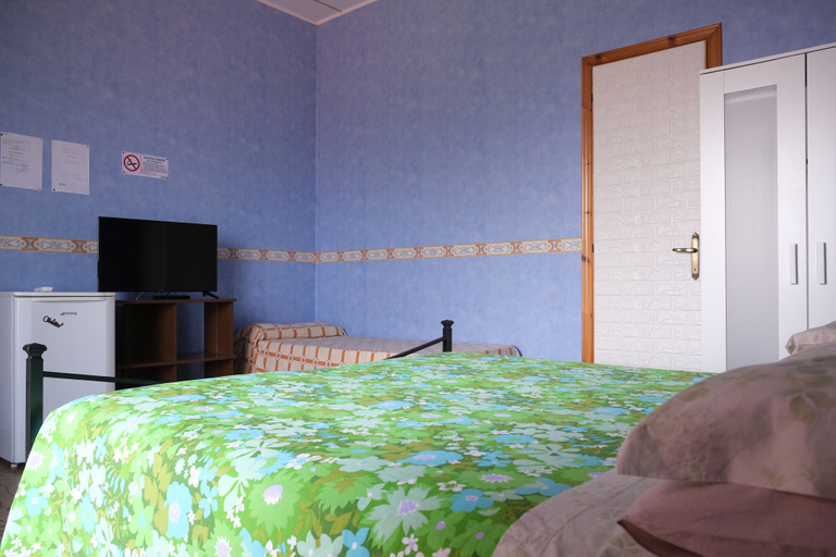 Bedroom 3, BB Fly and Beach, Rome