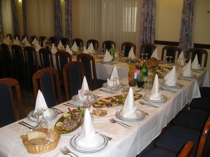 Food & Drinks 5, Hotel Monika, Trogir