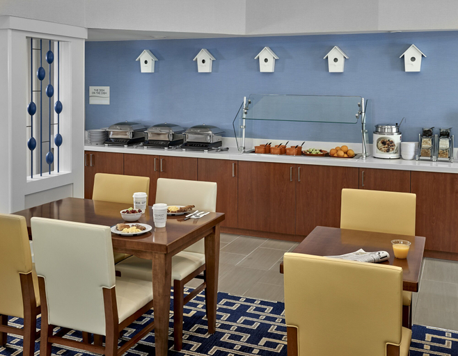 Food & Drinks 5, Sonesta Es Suites Burlington VT, Chittenden