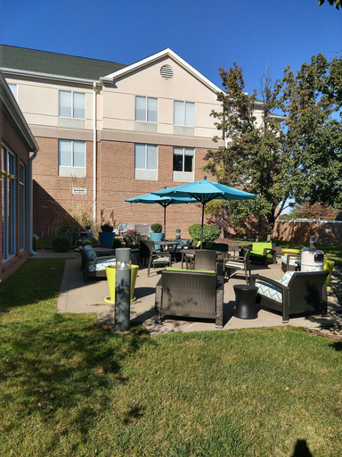 Exterior & Views 19