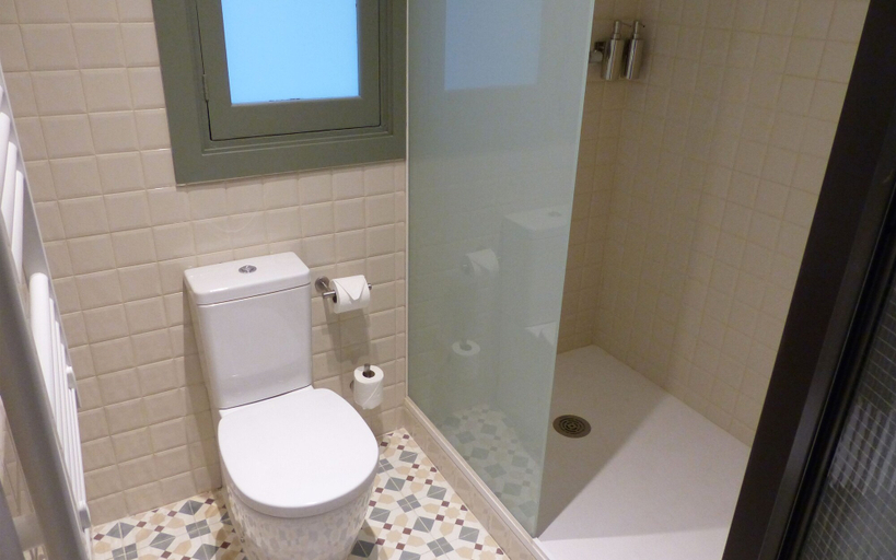 Bathroom 5, Casa Mathilda, Barcelona