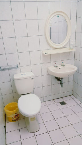 Bathroom 3, Daban Six Guest House, Pingtung