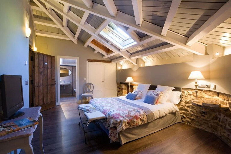 Bedroom 1, El Morendal, Soria