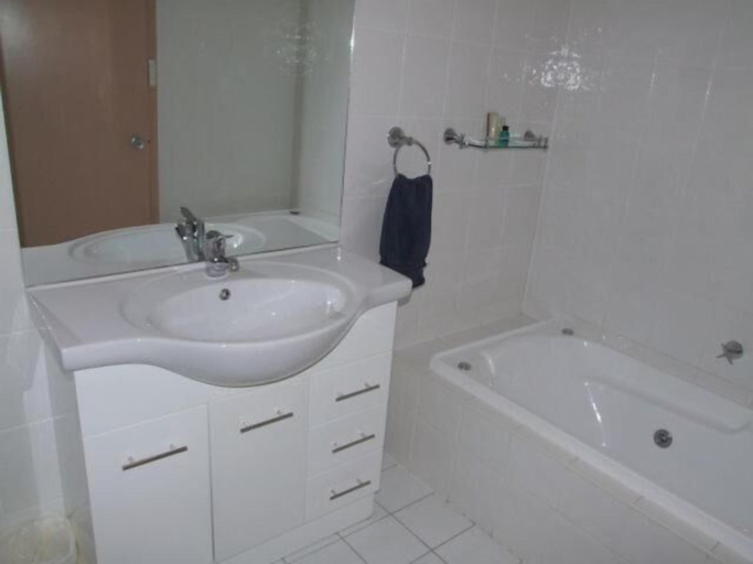 Bathroom 4, Streaky Bay Hotel Motel, Streaky Bay