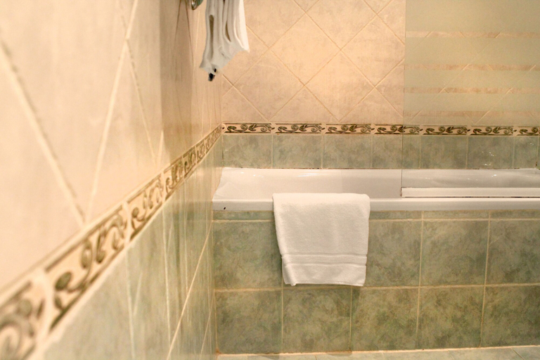 Bathroom 4, Hotel Villa delle Rose, Rome
