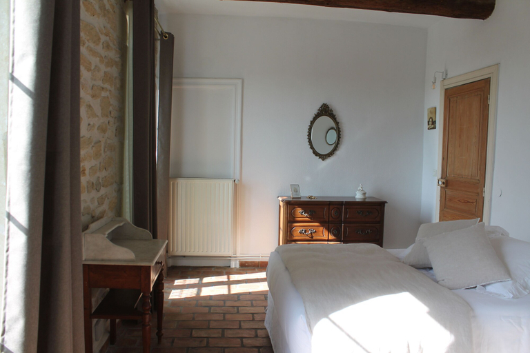 Bedroom 5, La Demeure, Gard