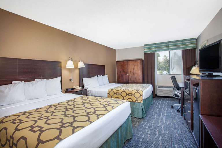 Bedroom 3, Baymont by Wyndham Saraland, Mobile