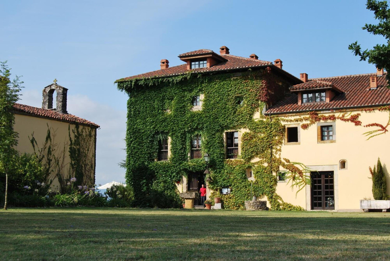 Exterior & Views 2, Palacio de Cutre, Asturias