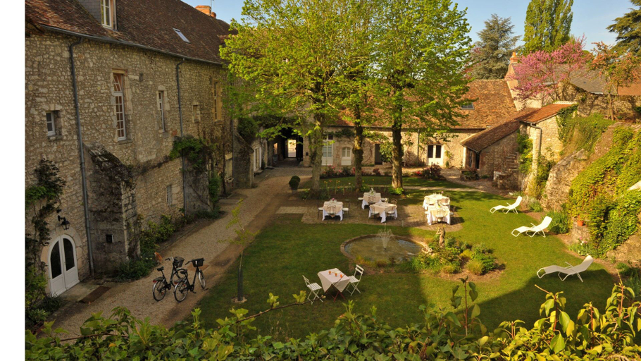 Exterior & Views 2, Le Relais Louis XI, Loiret