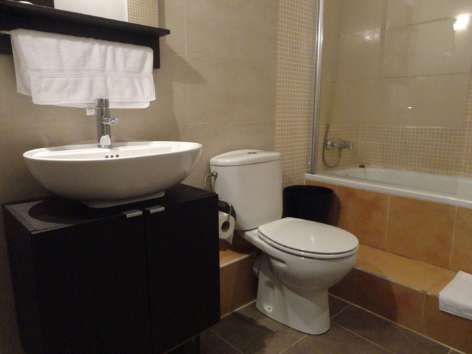 Bathroom 3, Brustar Gòtic, Barcelona