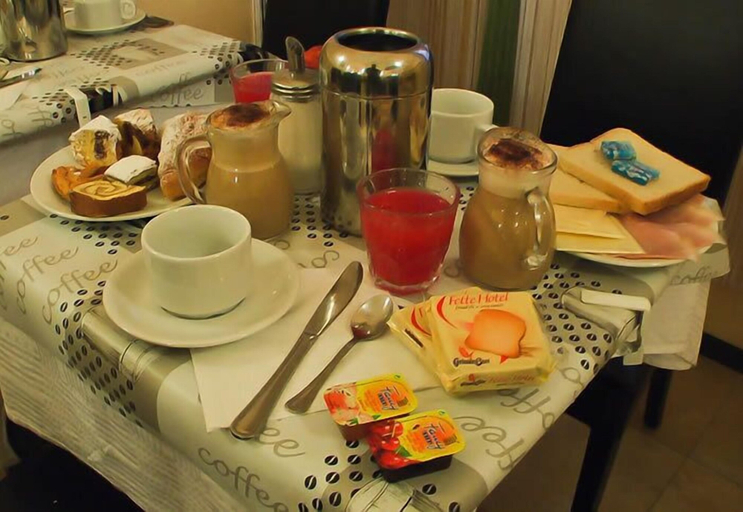 Food & Drinks 5, Hotel Maryelen, Rome