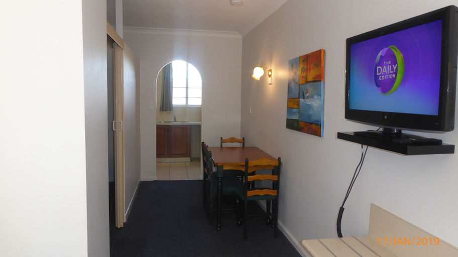 Bedroom 2, Tower Court Motel, Hervey Bay - Pt A