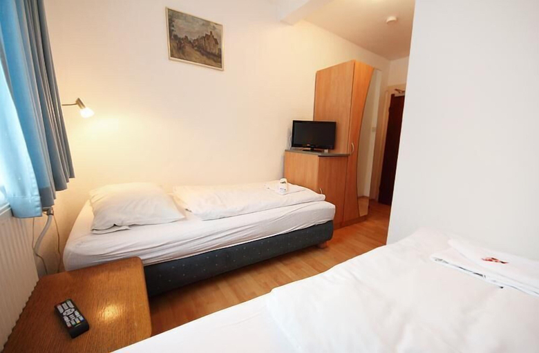 Bedroom 5, City Hotel Storch, Köln