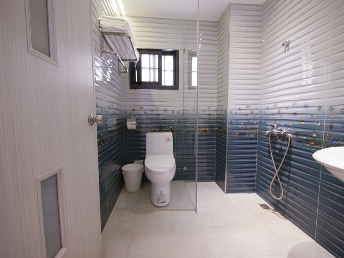 Bathroom 3, Miss inn, Penghu