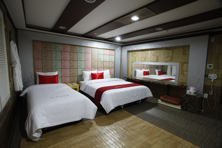 Bedroom 3, Hotel Jeonju, Jeonju