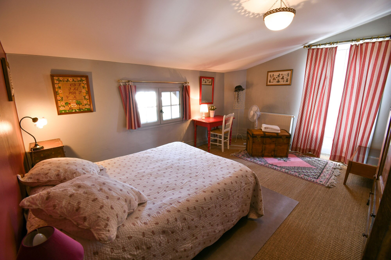 Bedroom 4, Villa Rhôna, Drôme