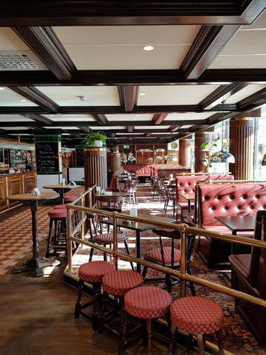 Food & Drinks 5, Hotel Bishops Arms Mora, Mora