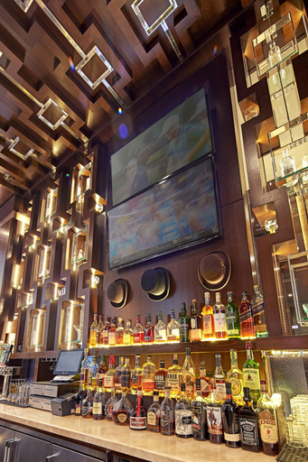 Food & Drinks 5, Hotel Adagio, Autograph Collection, San Francisco