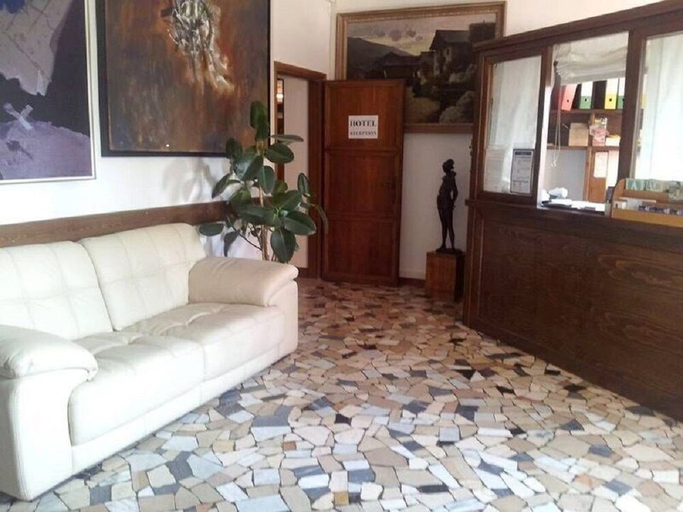 Others 5, Hotel Piol, Belluno