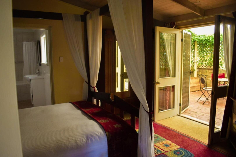 Bedroom 3, Clarendon Chalets, Grant