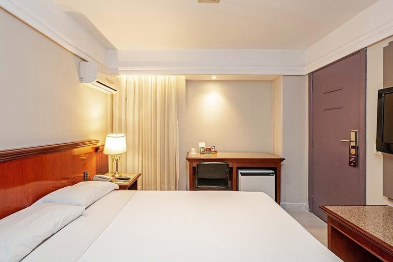 Bedroom 4, Rede Andrade Braz, Curitiba