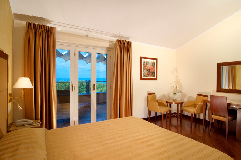 Bedroom 23
