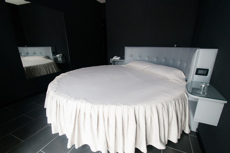 Bedroom 3, Fly Boutique Hotel, Napoli