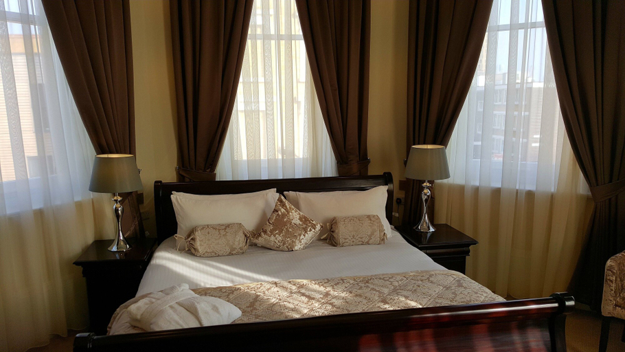 Bedroom 4, The Lansbury Heritage Hotel & Spa by Sunday Canary Wharf, London, London