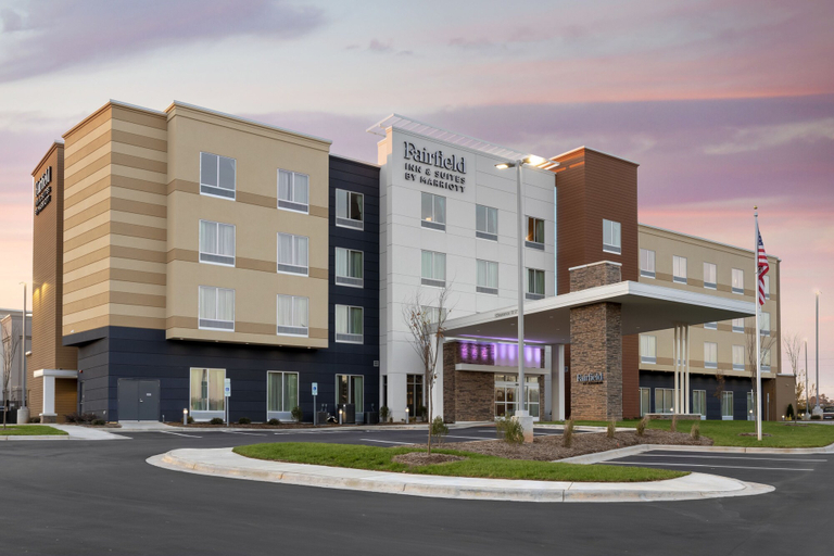 Exterior & Views 2, Fairfield Inn & Suites by Marriott Mebane, Alamance