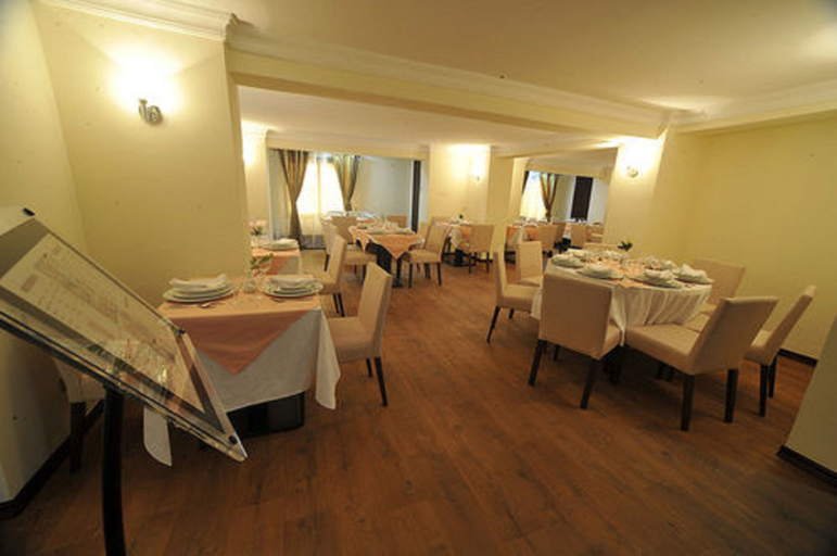 Food & Drinks 5, Numidien Hotel, Dar El Beida