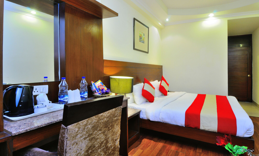 Bedroom 2, Hotel The Raj, New Delhi, Delhi