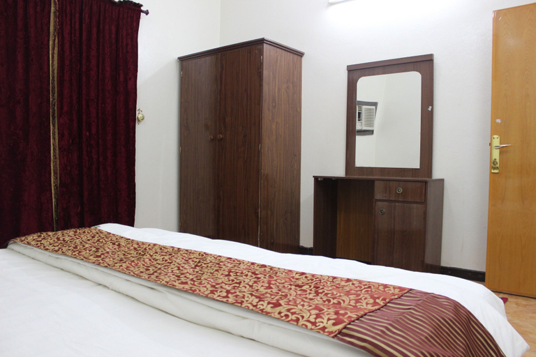 Bedroom 4, Al Eairy Furnished Apartments Al Baha 1