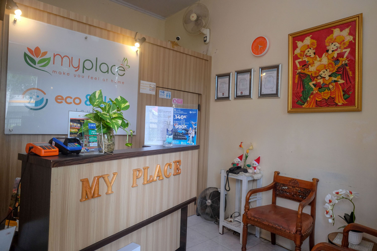Public Area 2, RedDoorz @ Jalan Pramuka Manado, Manado
