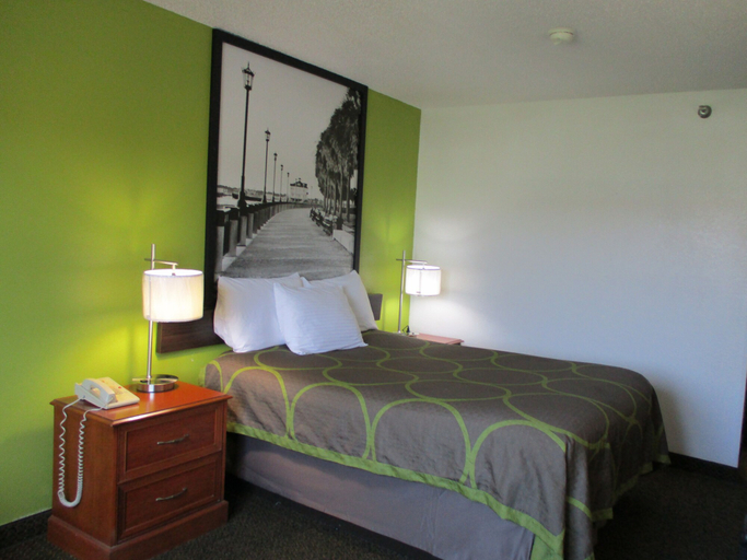 Bedroom 3, Super 8 by Wyndham Franklin, Franklin