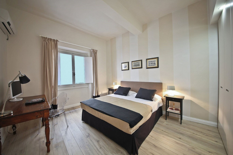 Bedroom 3, Borgo dei Greci, Florence