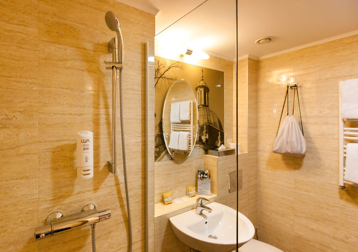 Bathroom 5, Galaxy Hotel, Kraków City