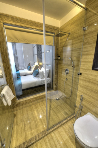 Bathroom 4, Hotel Delite Grand, Faridabad